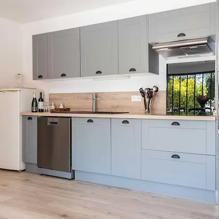 La Longere Bordeaux De Caractere Avec Piscine Holiday home *