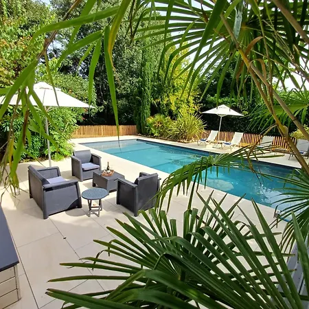 Holiday home La Longere Bordeaux De Caractere Avec Piscine Cenac
