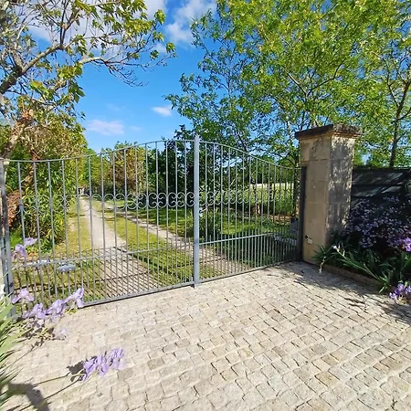 Holiday home La Longere Bordeaux De Caractere Avec Piscine Cenac