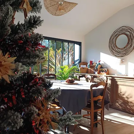 La Longere Bordeaux De Charme Avec Piscine Prázdninový dům *